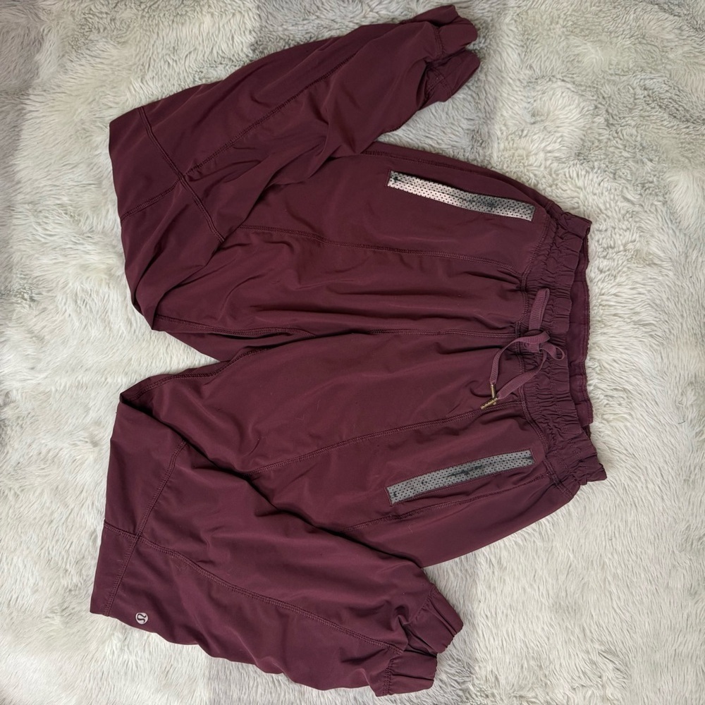 Lululemon Maroon Reflective Joggers – Lightweight Running & Training Pants